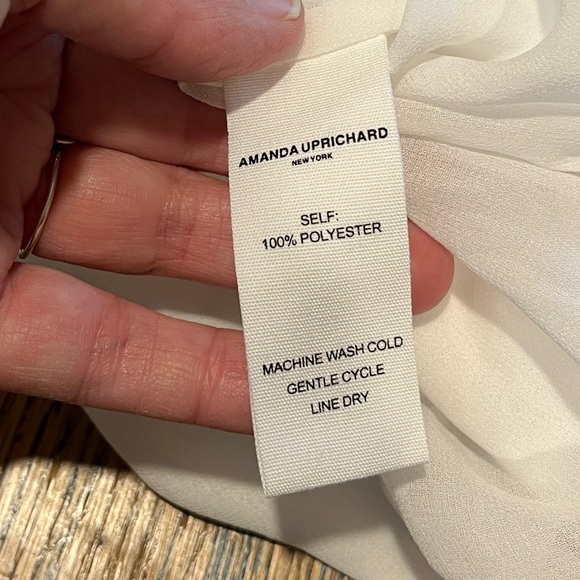 ❣️AMANDA UPRICHARD OFF-THE-SHOULDER BLOUSE – SIZE L - Picture 4 of 11